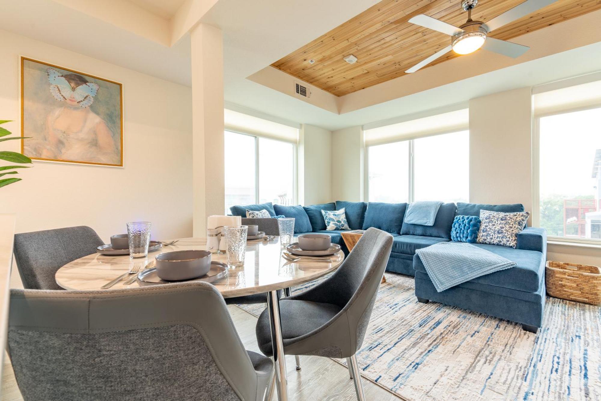 Riverwalk Penthouse Oasis W/Free Parking Gym Pool San Antonio Eksteriør billede