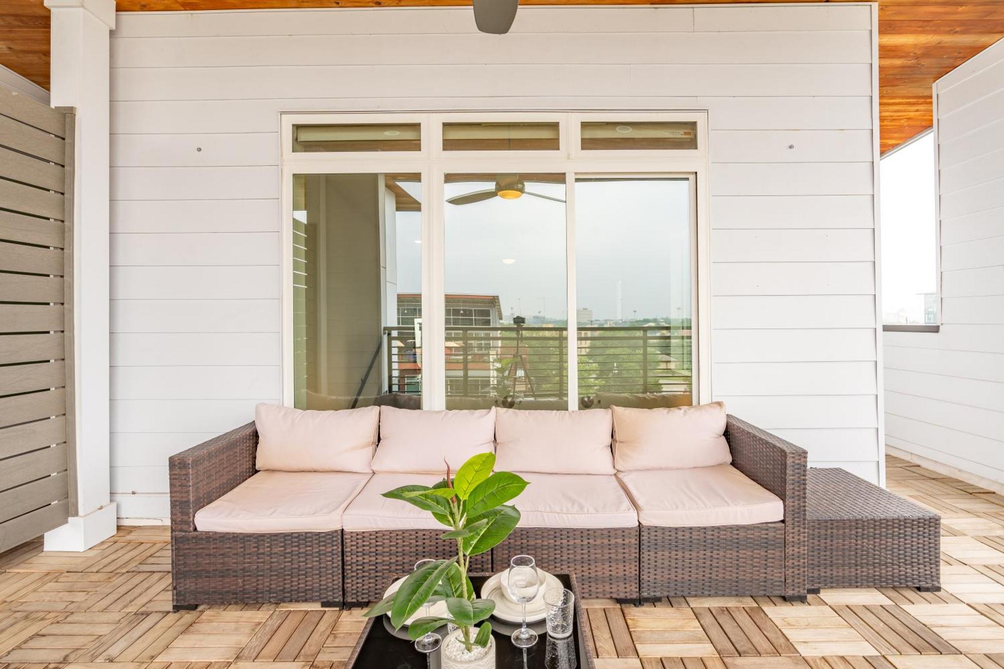 Riverwalk Penthouse Oasis W/Free Parking Gym Pool San Antonio Eksteriør billede