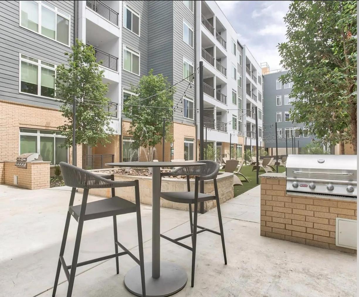 Riverwalk Penthouse Oasis W/Free Parking Gym Pool San Antonio Eksteriør billede