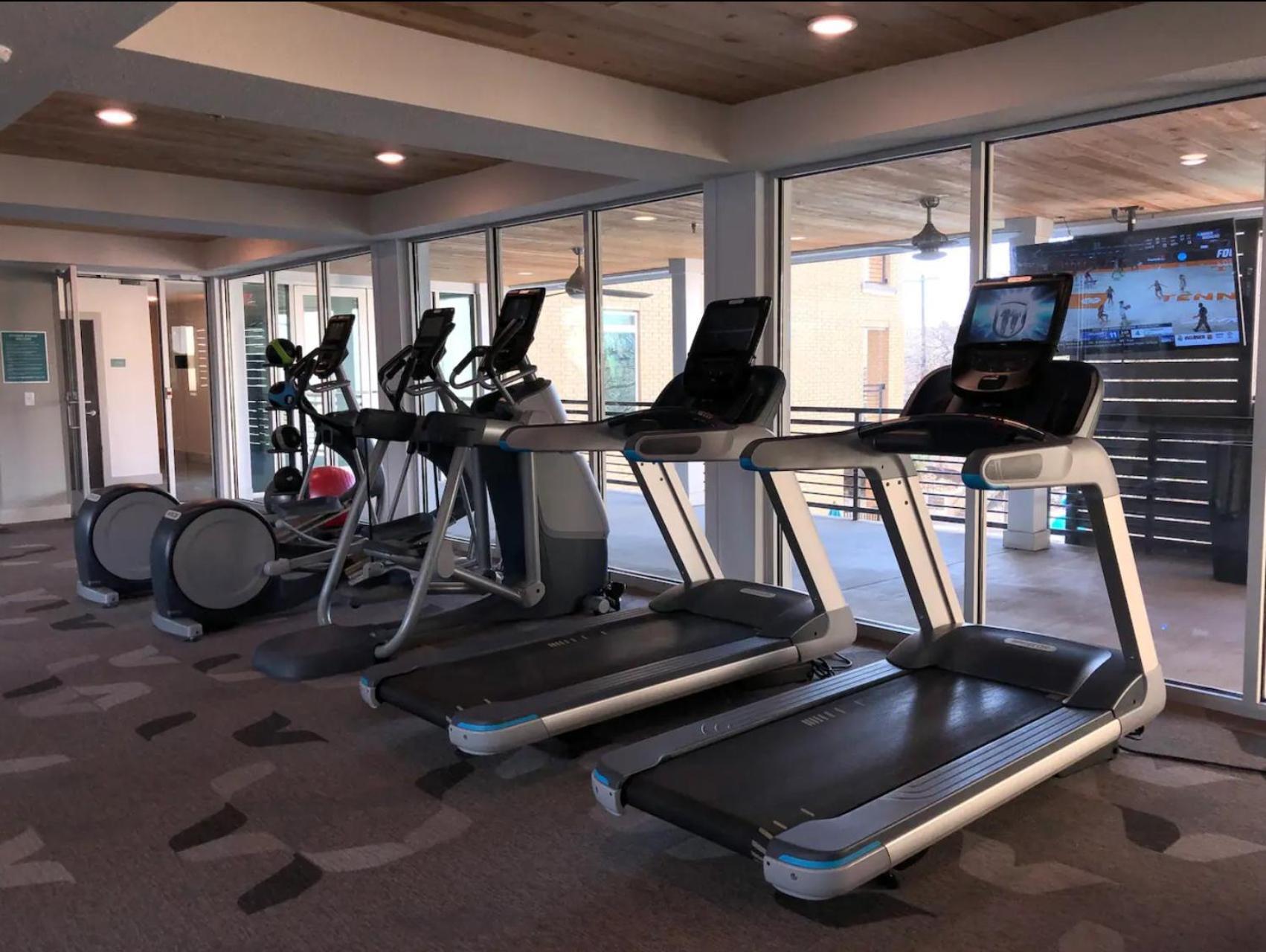 Riverwalk Penthouse Oasis W/Free Parking Gym Pool San Antonio Eksteriør billede